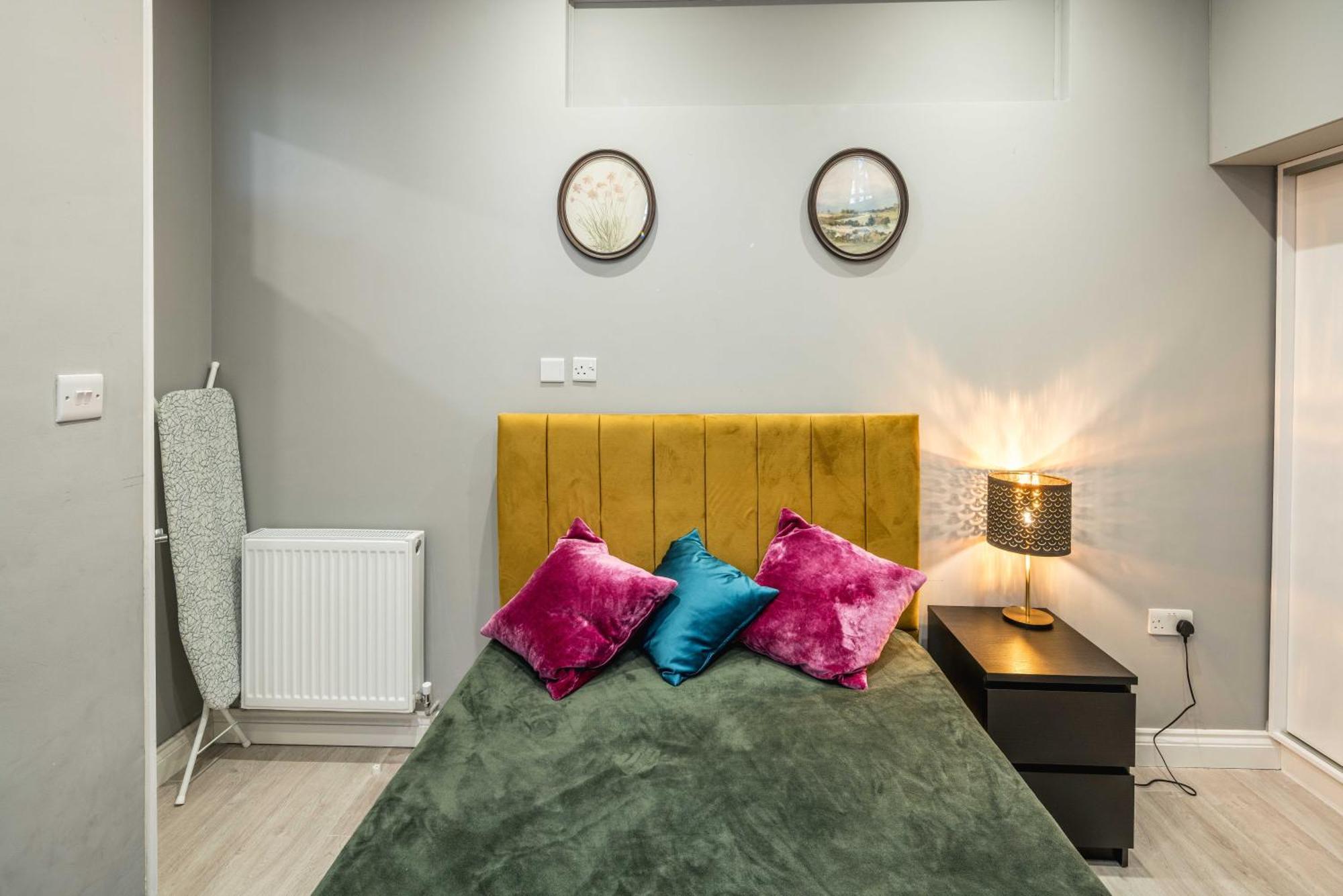 Museum Gate Apartment London Bagian luar foto